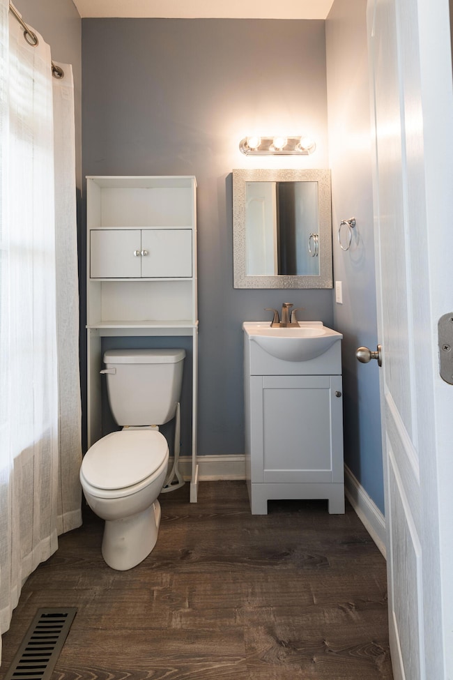 Half Bathroom-2