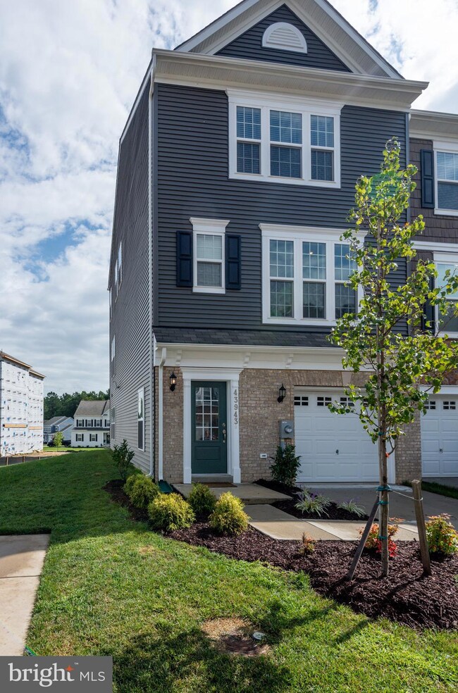 43943 Eucalyptus Way, California, MD 20619 - photo 2