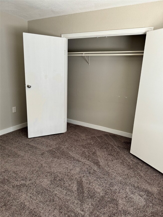 7812 Glass St, Houston, TX 77016 - photo 7