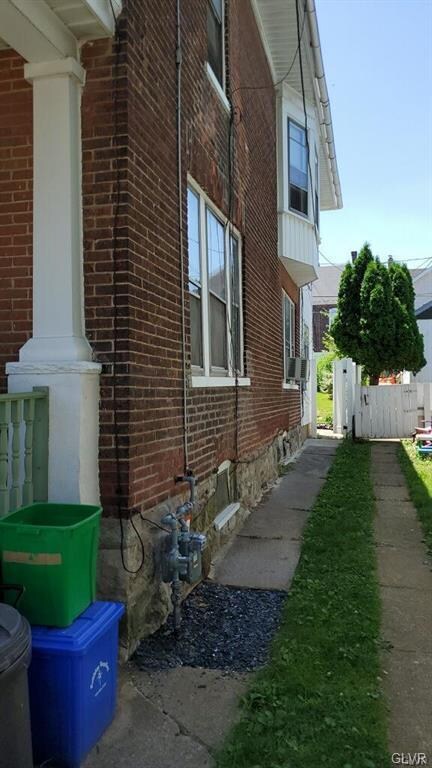 226 E Ettwein St, Bethlehem, PA 18018 - photo 3