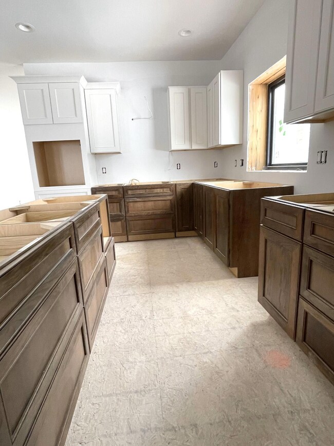 8236 Coneflower Cove