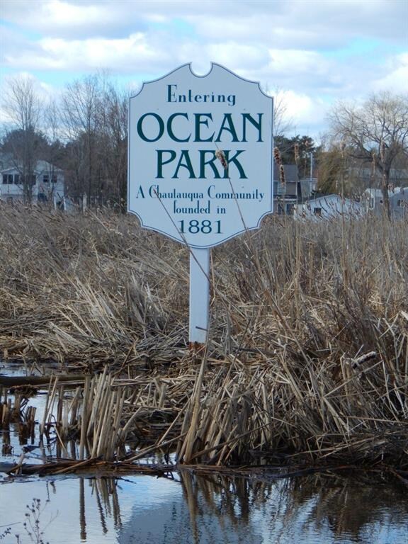 25 Ocean Ave, Old Orchard Beach, ME 04064 - photo 2