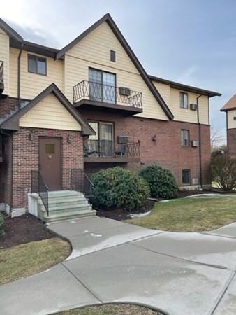 11 Royal Crest Dr unit 12, Randolph, MA 02368 - photo 2