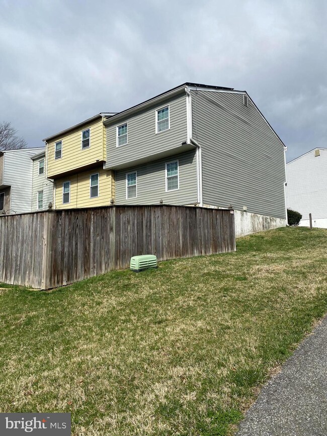 9035 Continental Place, Hyattsville, MD 20785 - photo 3