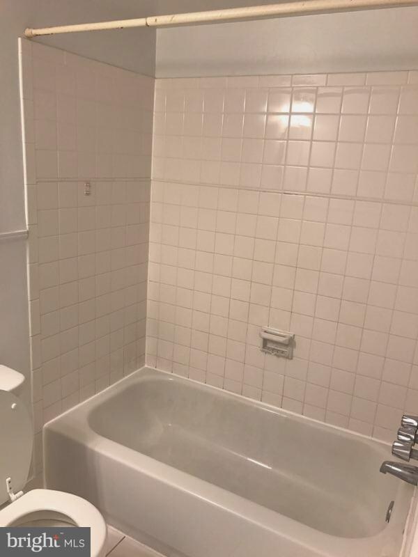 3863 St Barnabas Rd unit T, Suitland, MD 20746 - photo 5