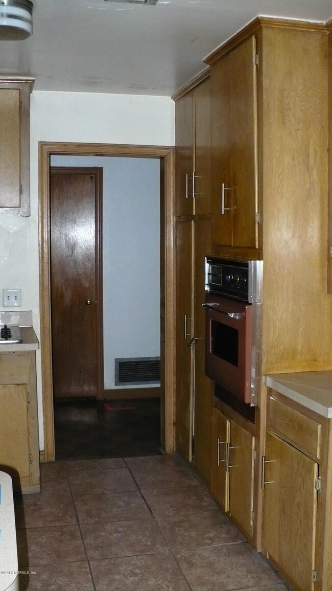 5004 Perrine Dr, Jacksonville, FL 32210 - photo 6