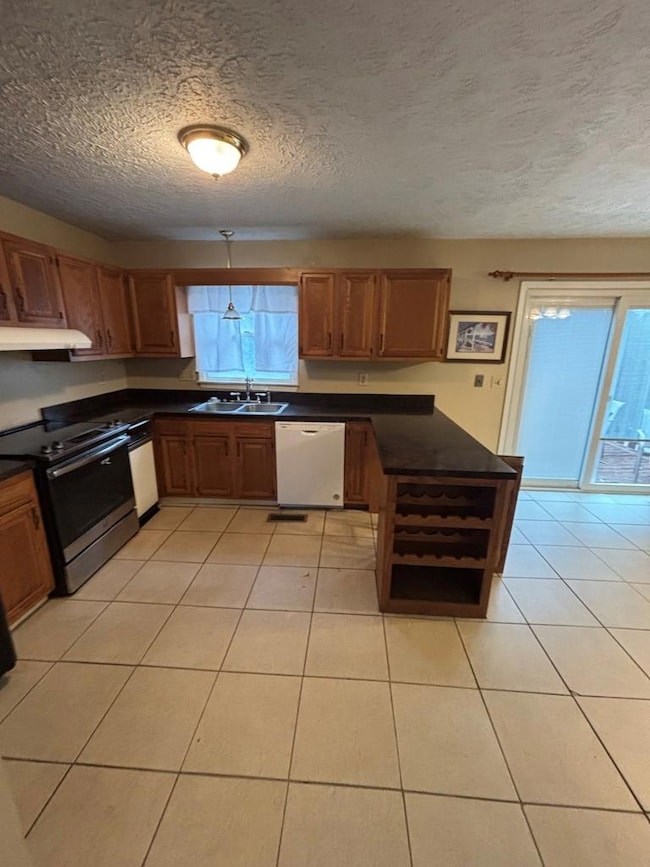 709 Chert Ln, Beckley, WV 25801 - photo 5