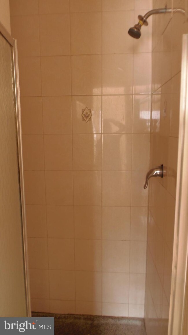 6C Dennison Dr unit C, East Windsor, NJ 08520 - photo 7