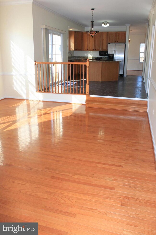 10501 Restmoor Place, White Plains, MD 20695 - photo 7