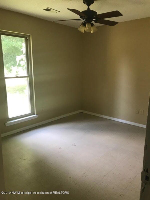 6450 Walnut Grove4