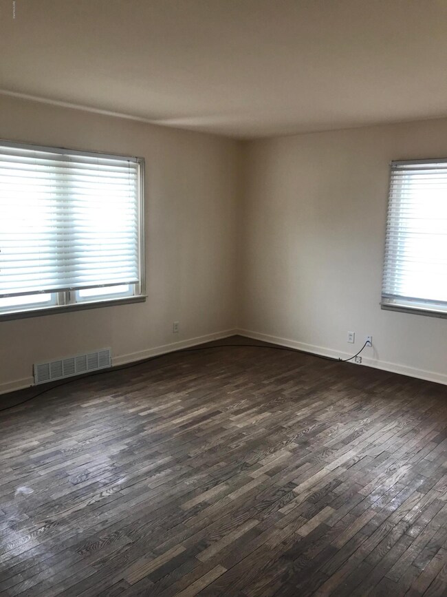 812 Nieb St, Niles, MI 49120 - photo 7