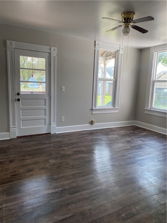 905 W Saint Anthony Ave, Effingham, IL 62401 - photo 6