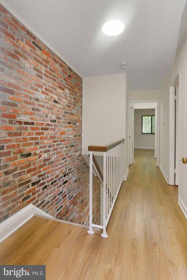 3850B Steppes Ct unit 3850B, Falls Church, VA 22041 - photo 5