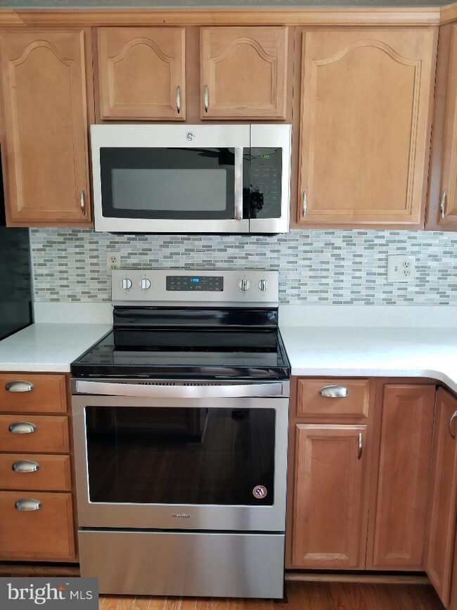 5909 King Arthur Way, Glenn Dale, MD 20769 - photo 3