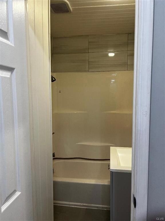 139 N 7th St unit 2R, Allentown, PA 18101 - photo 6