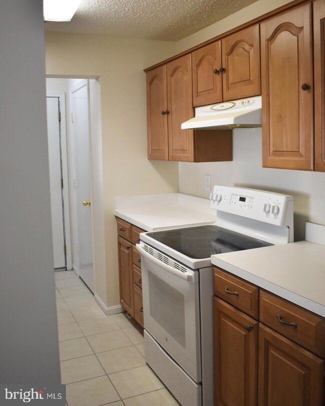 2702 Snowbird Terrace unit 614, Silver Spring, MD 20906 - photo 2