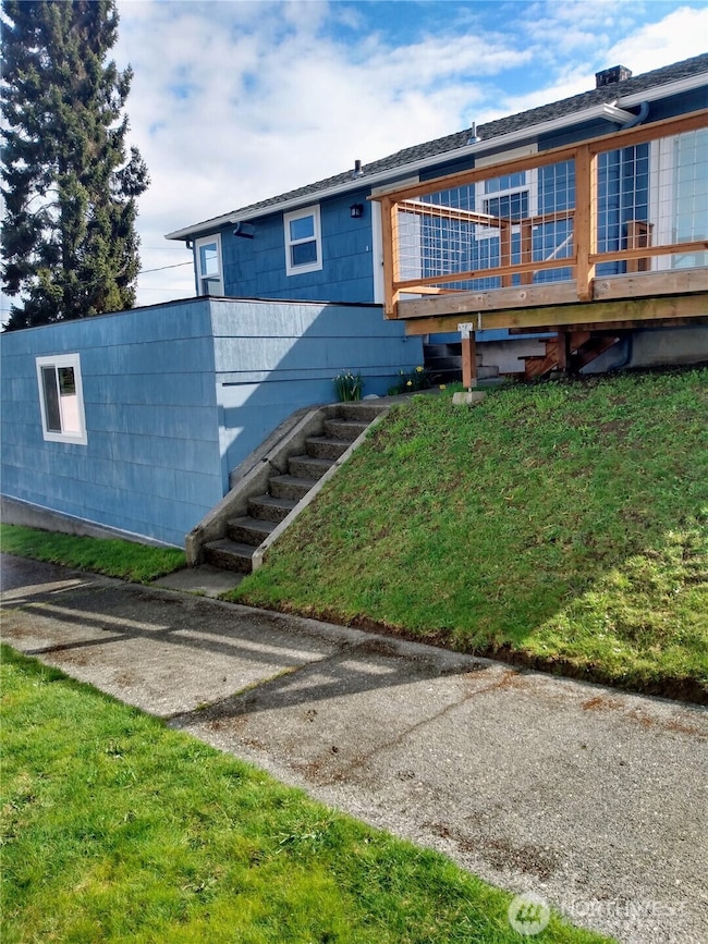 703 E 10th St, Port Angeles, WA 98362 - photo 5