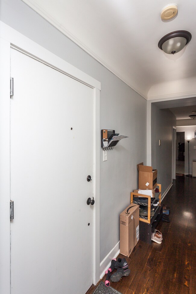 6136 N Mozart St unit 3, Chicago, IL 60659 - photo 5