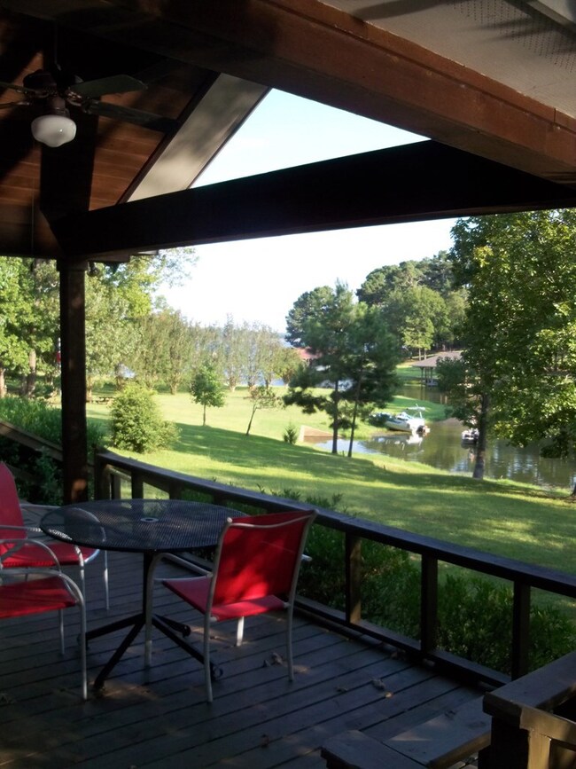 400 Shoreline Dr, Nacogdoches, TX 75964 - photo 5