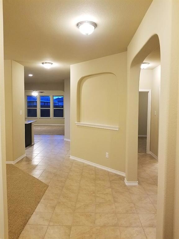 305 Lemon Mint Ln, Denton, TX 76210 - photo 2