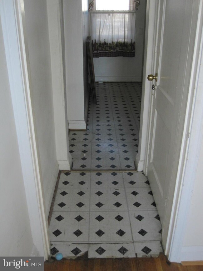 232 E Susquehanna Ave, Towson, MD 21286 - photo 5