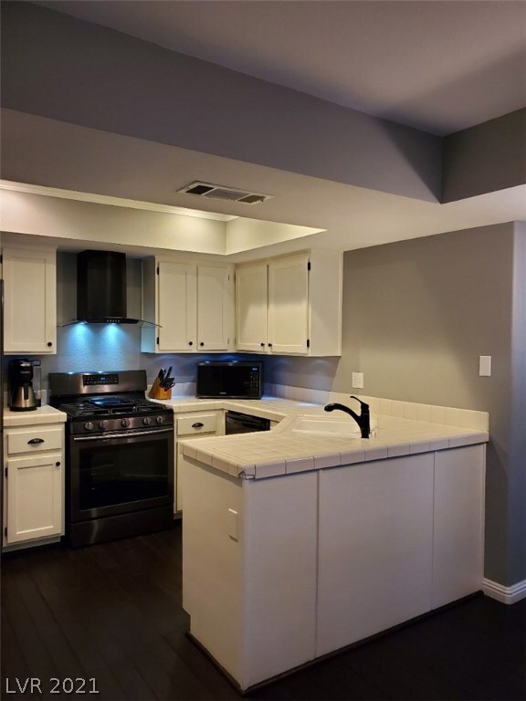 3116 Ocean View Dr, Las Vegas, NV 89117 - photo 7