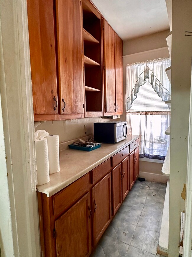 87 Library Ave, Rutland, VT 05701 - photo 4