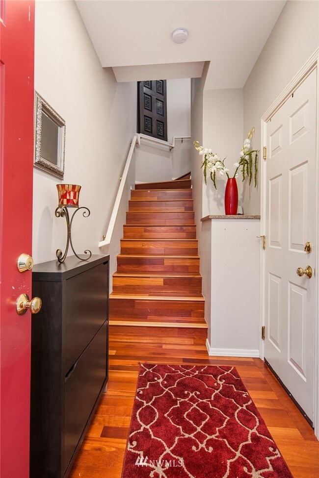 5264 237th Terrace SE unit 13-5, Issaquah, WA 98029 - photo 2