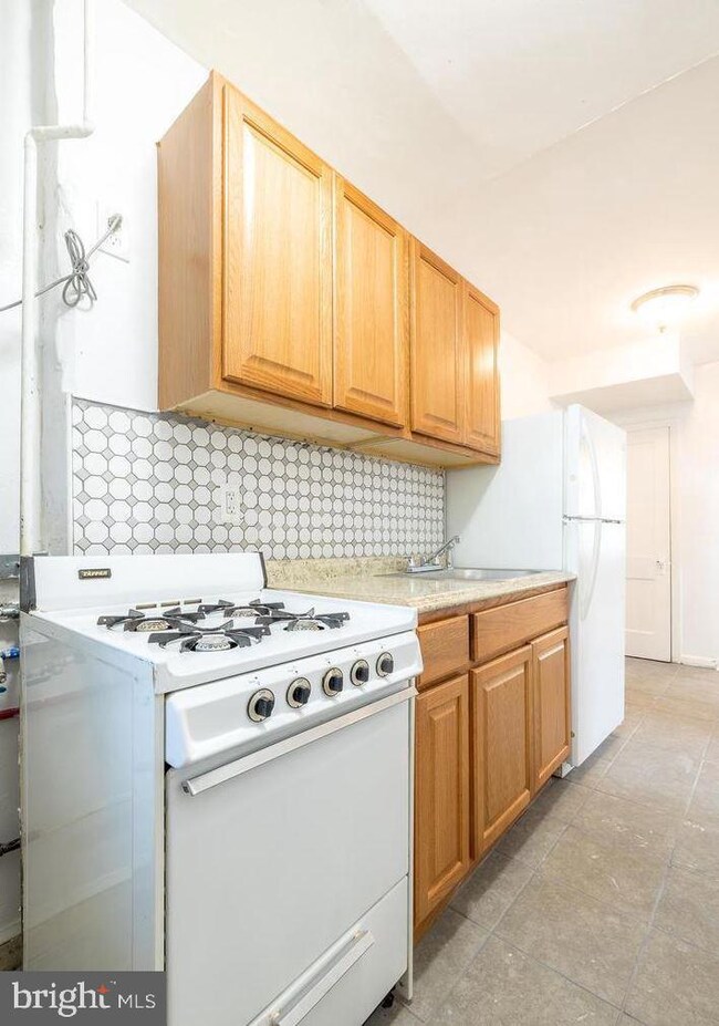 4225 Eads St NE unit 1, Washington, DC 20019 - photo 4