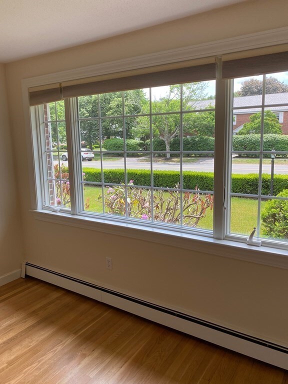 859 Emerson Gardens Rd unit 2, Lexington, MA 02420 - photo 5