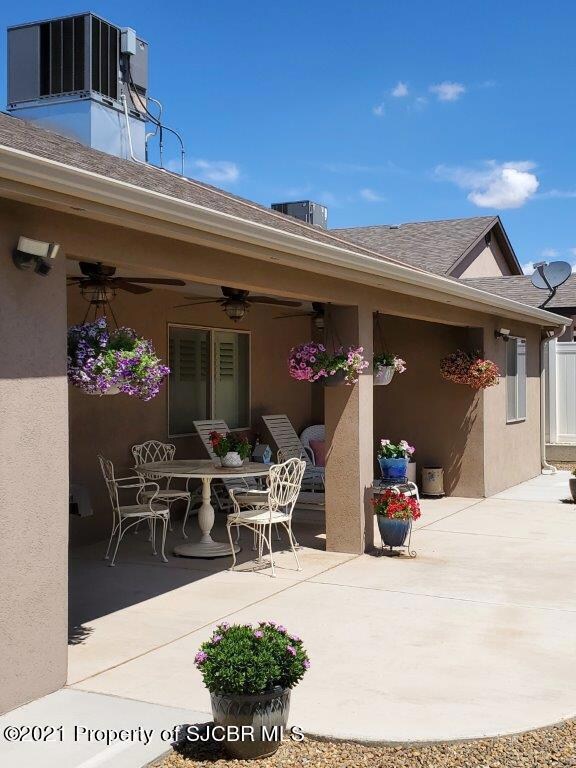 0F05A796-3D48-4478-BD5E-3E46E6380120