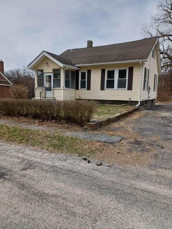 61 Glendale St, Worcester, MA 01602 - photo 2