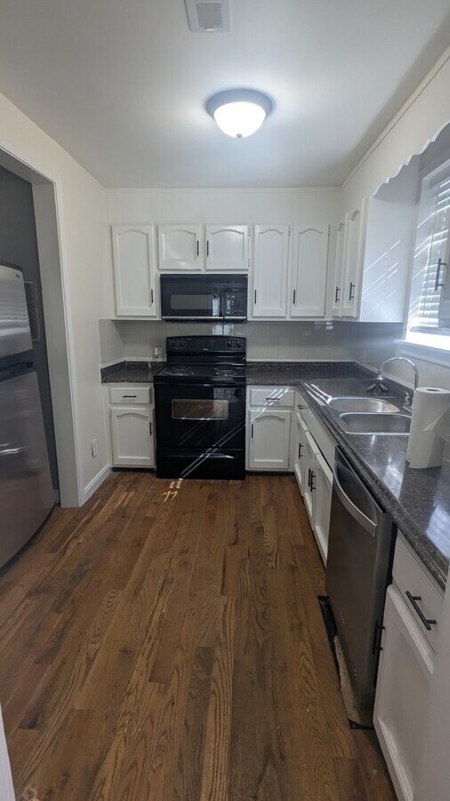 613 Vantrease Rd, Madison, TN 37115 - photo 2