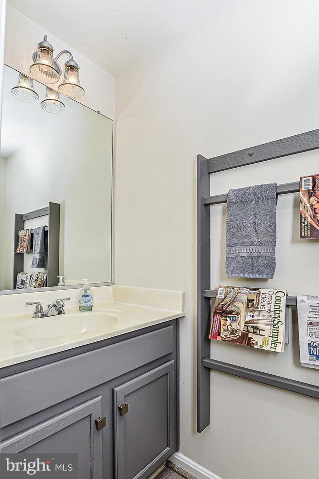 220 Heaton Ct, Purcellville, VA 20132 - photo 3