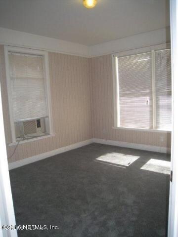 20140618192937237880000000-o