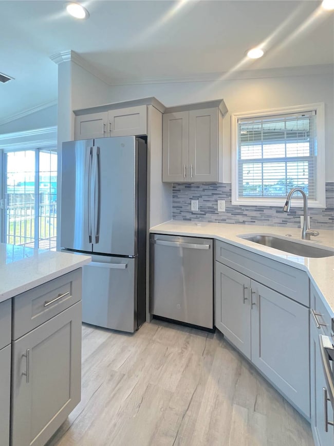 806 Commanche Trail, Fort Myers Beach, FL 33931 - photo 4