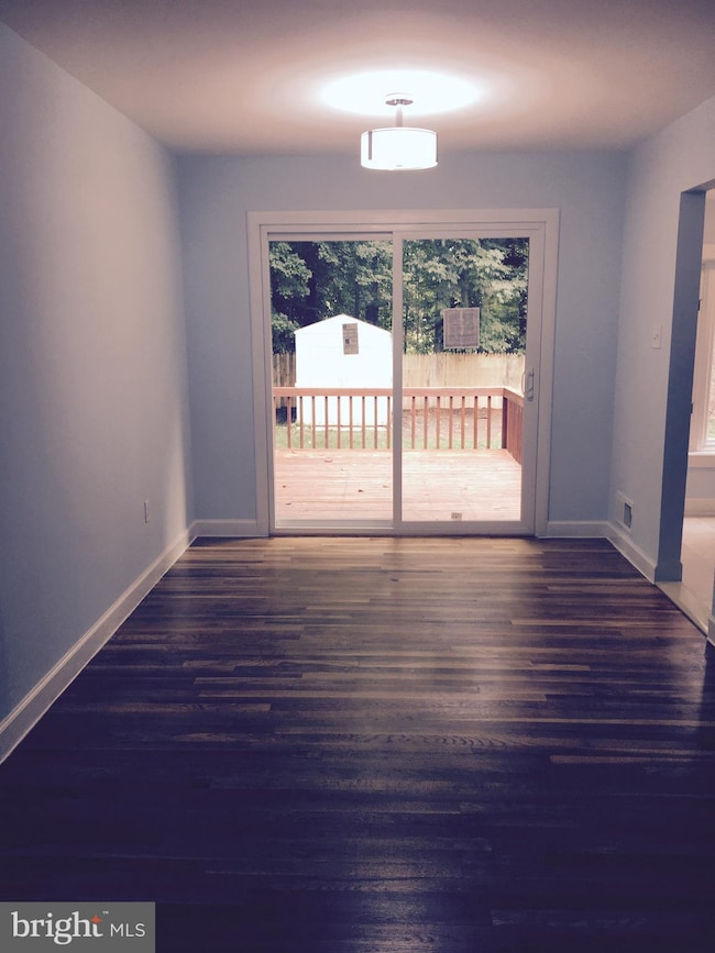 4214 Landgreen St, Rockville, MD 20853 - photo 4