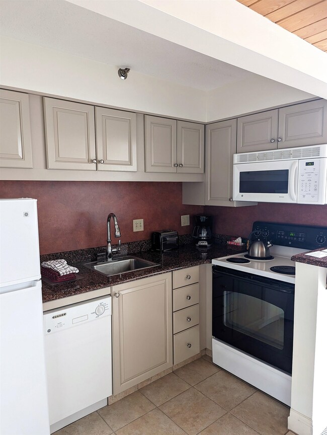 90 Loon Mountain Rd unit 1306A, Lincoln, NH 03251 - photo 6