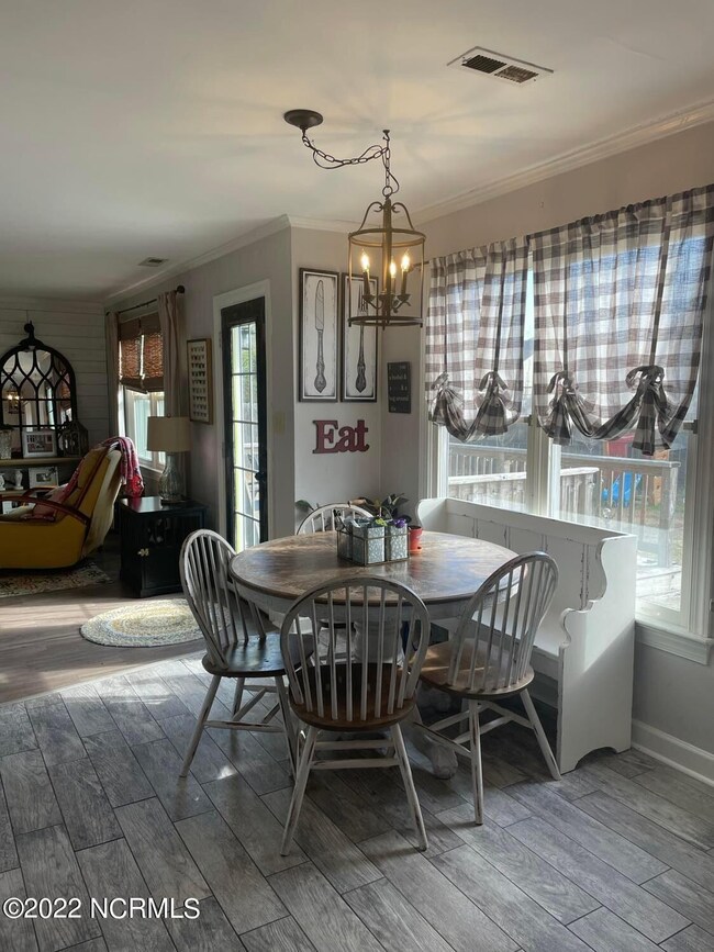 129 Plantation Blvd, Jacksonville, NC 28540 - photo 7