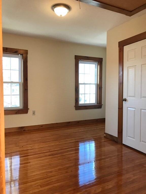 59 Cleverly Ct unit 2/F, Quincy, MA 02169 - photo 3