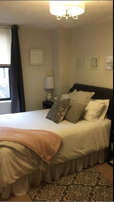 56 N Margin St unit 2, Boston, MA 02113 - photo 4