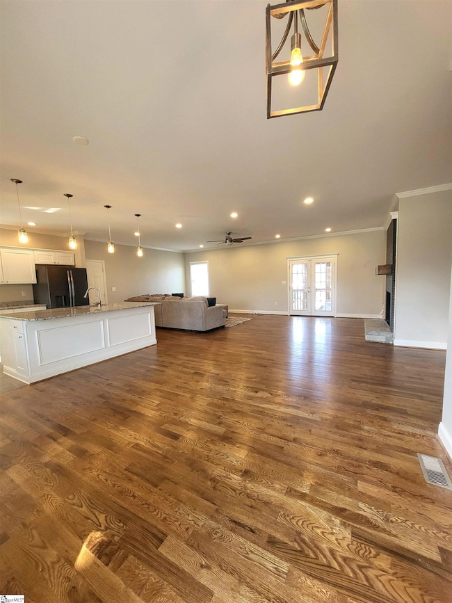 109 Buddy Ave, Greer, SC 29651 - photo 4