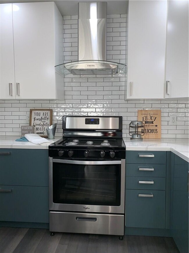 703 NW J St, Bentonville, AR 72712 - photo 7