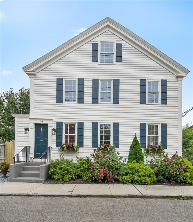 34 Elm St, Newport, RI 02840 - photo 2
