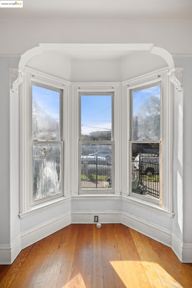 1746 8th St, Oakland, CA 94607 - photo 5