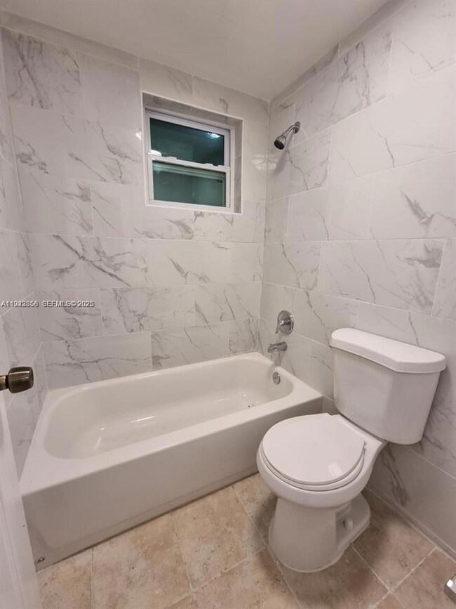 Biscayne Cove unit 112, Miami, FL 33138 - photo 7