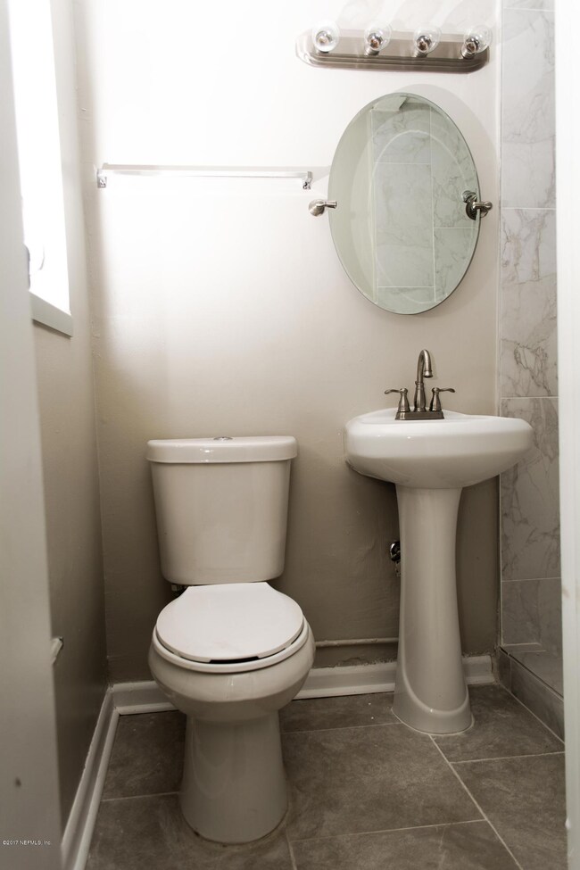 6760 Daughtry Blvd S, Jacksonville, FL 32210 - photo 7