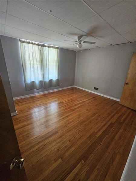 921 Bennett St, McKeesport, PA 15132 - photo 2
