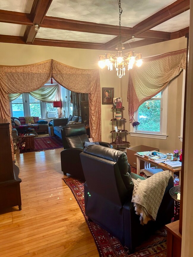 1113 Elgin Ave, Forest Park, IL 60130 - photo 4