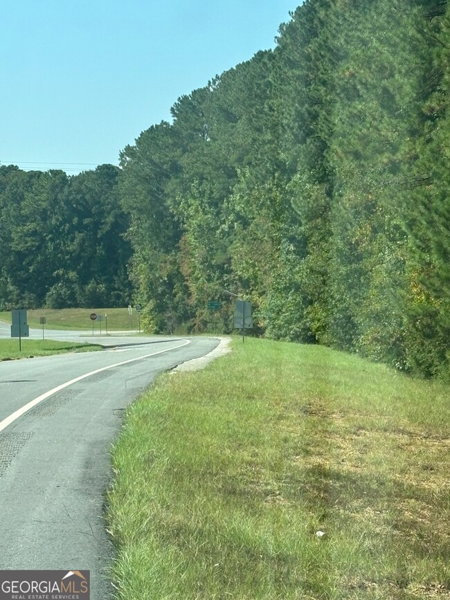 exit 25 ramp property is on right